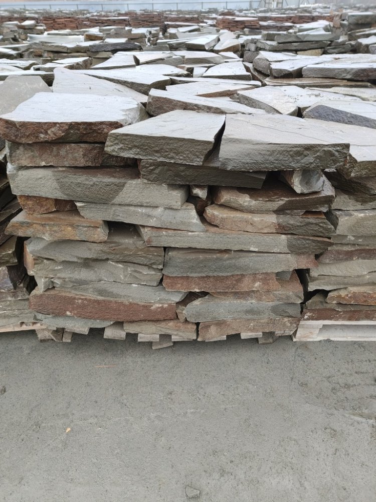 Плитняк песчаник серо-зелёный для мощения 60-65 мм купить в Республике Бурятия