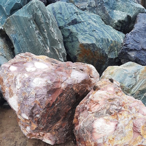 Ландшафтные глыбы красно-фиолетовые 200-1000 килограмм купить в Республике Бурятия