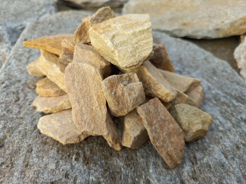 Златолит жёлтый декоративная каменная крошка купить в Республике Бурятия