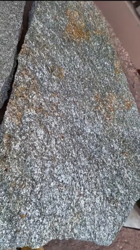 Плитняк златолит серебристый для цоколя, отмостки купить в Республике Бурятия