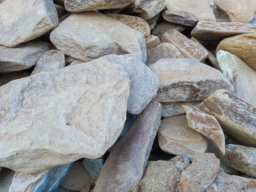 Златолит жёлтый, жёлто-зелёный глыбки и валуны для ланшафтного дизайна купить в Республике Бурятия