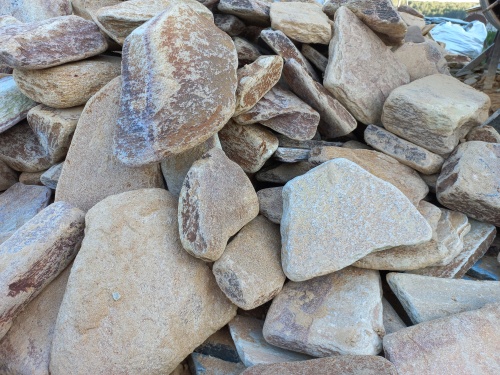 Златолит жёлтый, жёлто-зелёный глыбки и валуны для ланшафтного дизайна купить в Республике Бурятия