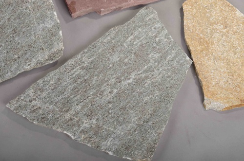 Плитняк златолит Уральский для цоколя, отмостки купить в Республике Бурятия