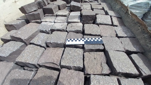 Лемезит колотая брусчатка 10 * 10 см. для парковки купить в Республике Бурятия